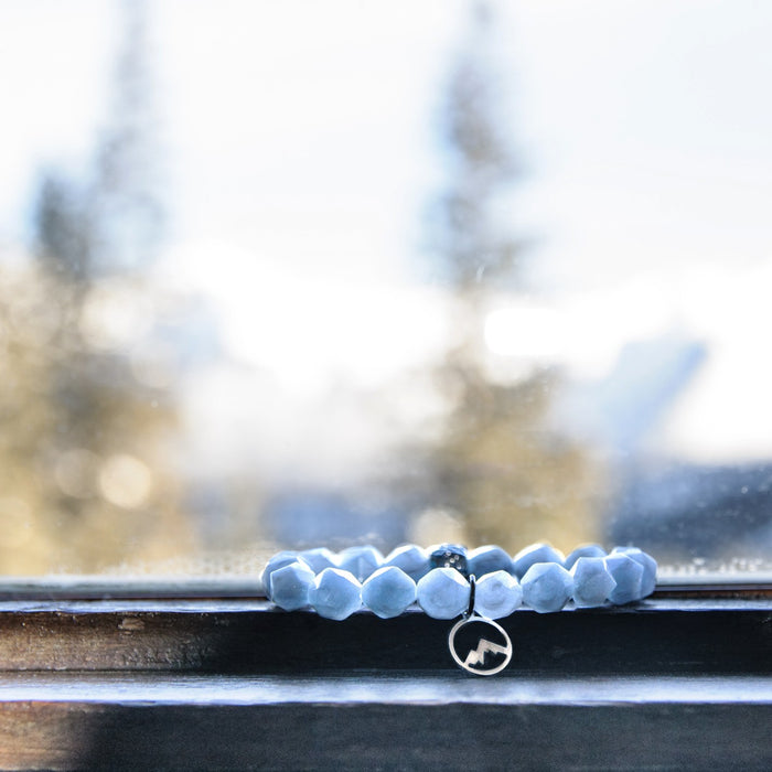 Aquamarine Gemstone Stretch Bracelet with Mountain Charm
